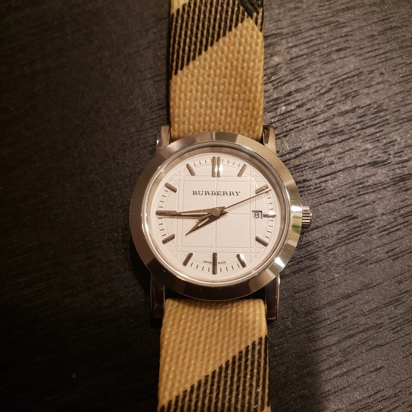 burberry nova check watch